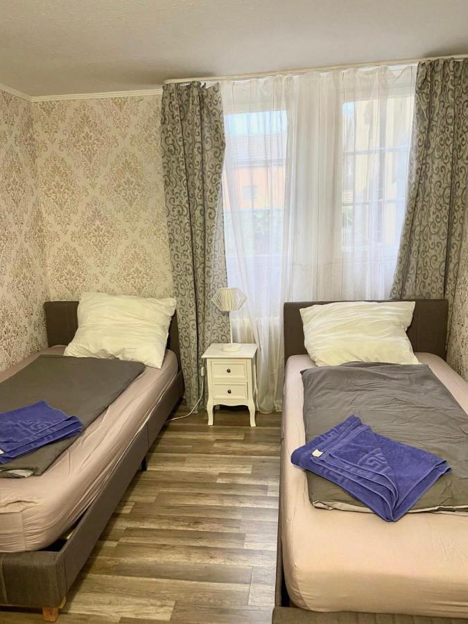 The Burgklause Boutique Hotel リンツ・アム・ライン エクステリア 写真
