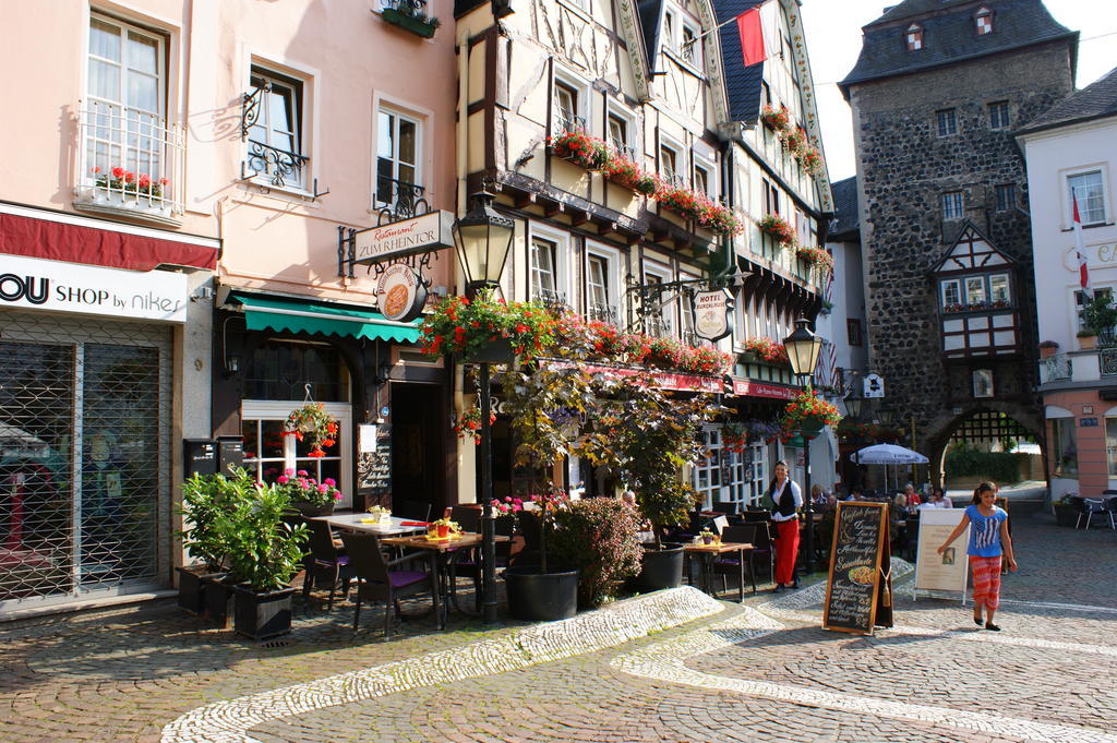 The Burgklause Boutique Hotel リンツ・アム・ライン エクステリア 写真